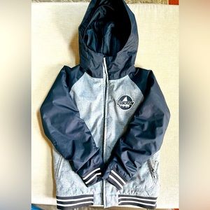 EUC Burton Boys Bomber Ski Snowboard Jacket. Size 10.